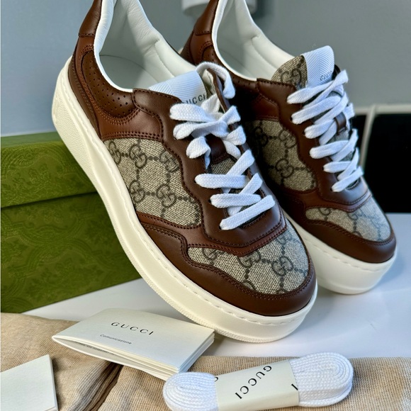 Gucci Brown  GG Supreme Monogram & Leather Sneaker Size 37.5 Unisex - Picture 1 of 11